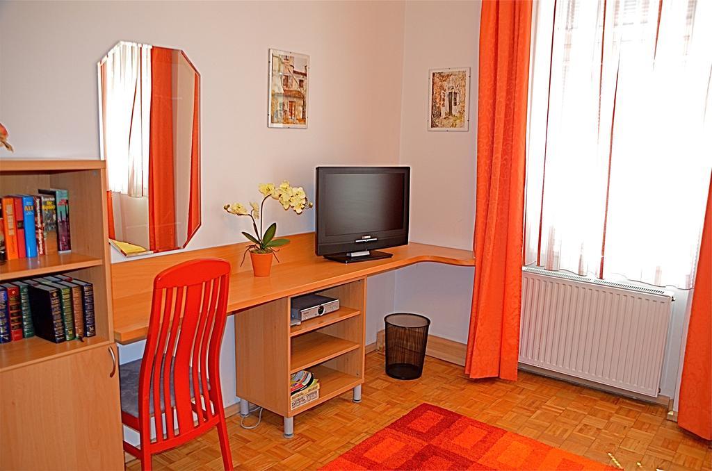 Apartment Philadelphia Виена Стая снимка